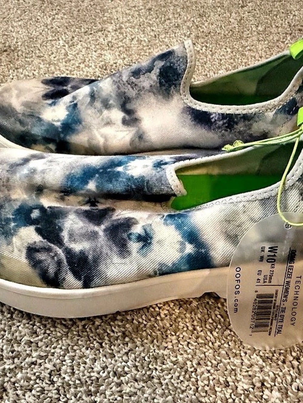 OOFOS OOmg eeZee - Tie Dye Teal Sneakers Blue & White US 10